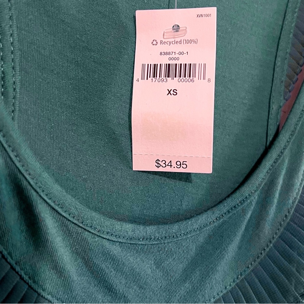 •GAP XS Ruffled Racerback Tank! NEW! - Picture 8 of 14